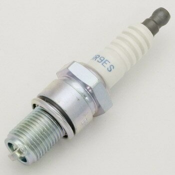 Свеча зажигания NGK BR9ES